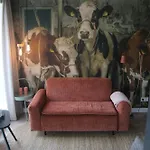 Hoeve Altena Barn * Woudrichem